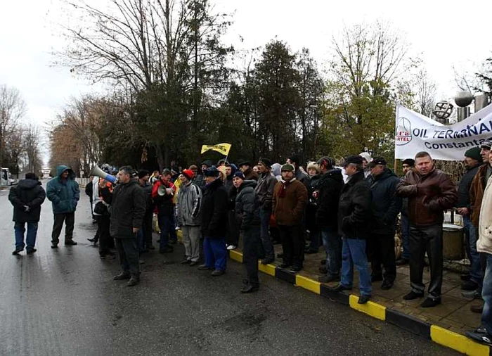 Sindicaliștii Oil Terminal se pregătesc de grevă. FOTO arhivă Adevărul 