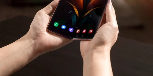 Samsung Galaxy Z Fold2