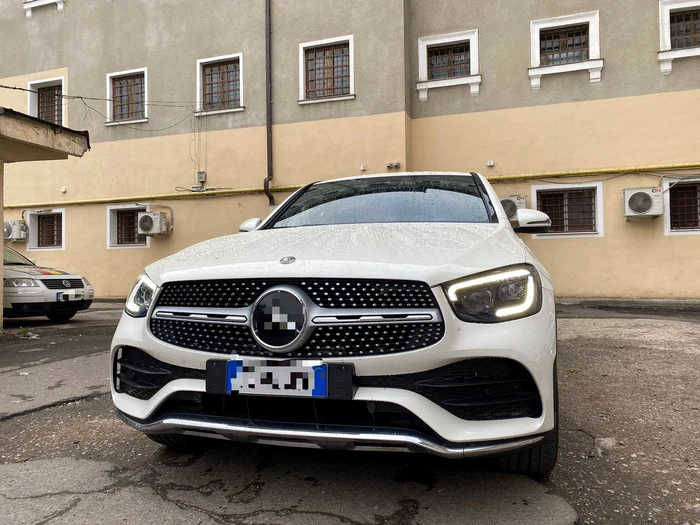 Mașina este căutată de autorități din Italia FOTO IPJ Alba