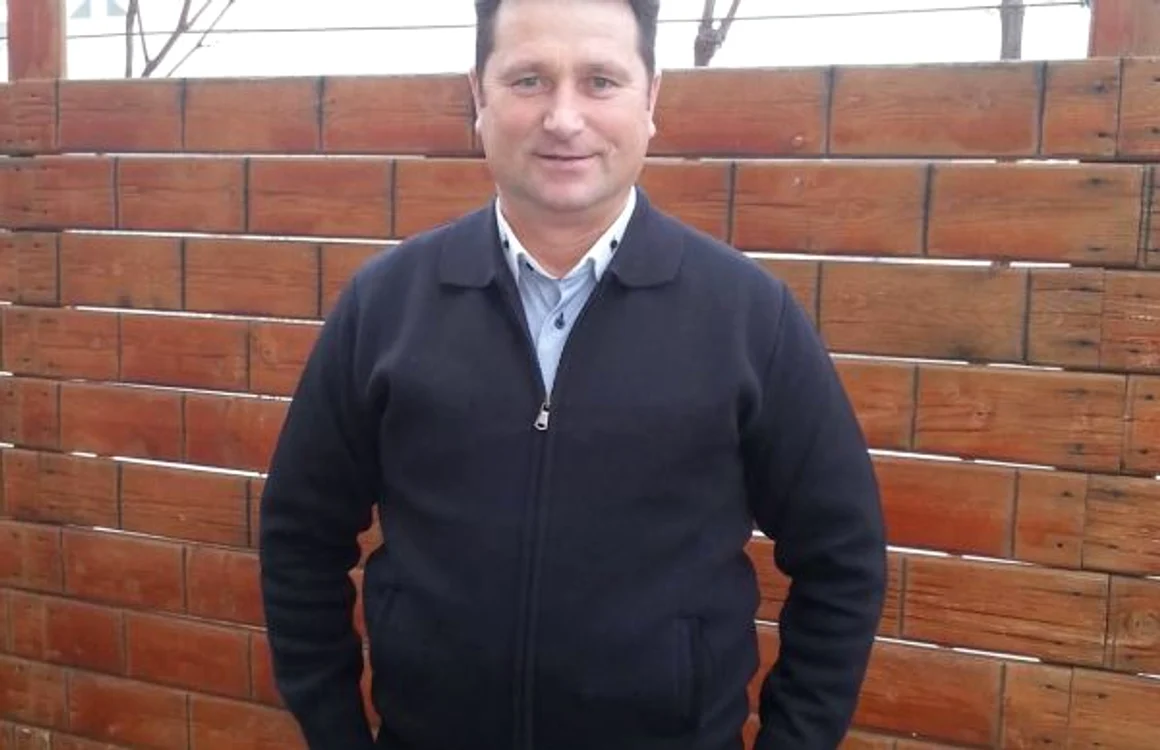 Primarul comunei Stănileşti va trebui să achite angajatei daune morale