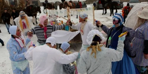 Fărşangul este un obicei al maghiarilor