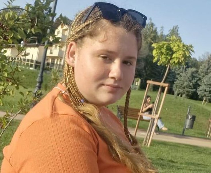 Adolescentă de 15 ani, dată dispărută. A plecat de la o rudă și nimeni n-a mai putut să o contacteze