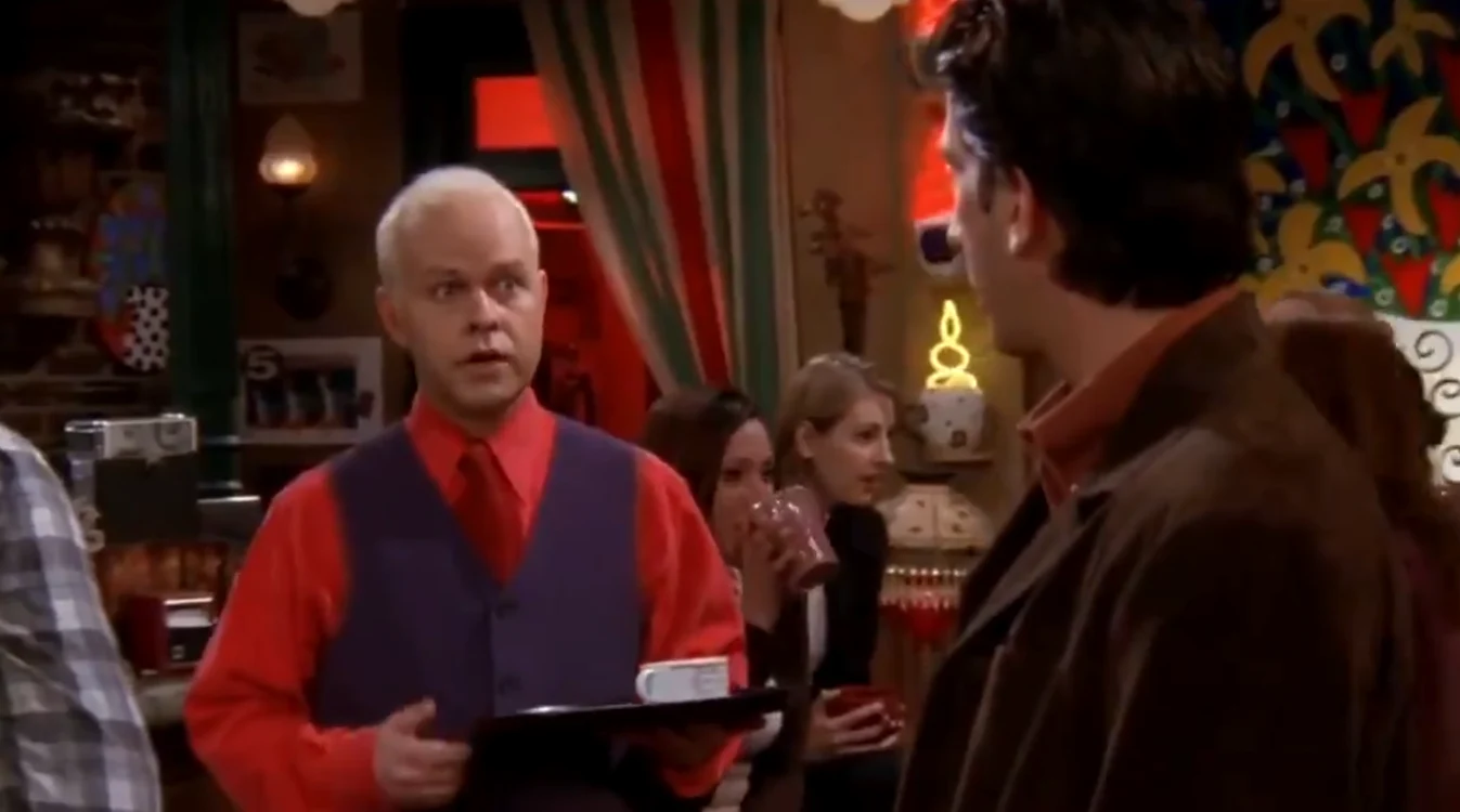 
    Actorul James Michael Tyler, cunoscut pentru rolul Gunther din serialul „Friends”, a dezvăluit că suferă de cancer la prostată  