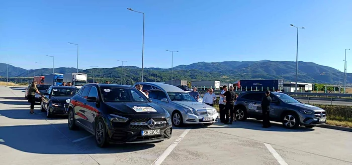 Cortegiul format din mașini