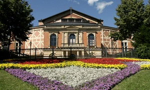 Colina Verde de la Bayreuth jpeg