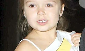 Micuţa Harper, în vârstă  de numai 4 ani jpeg