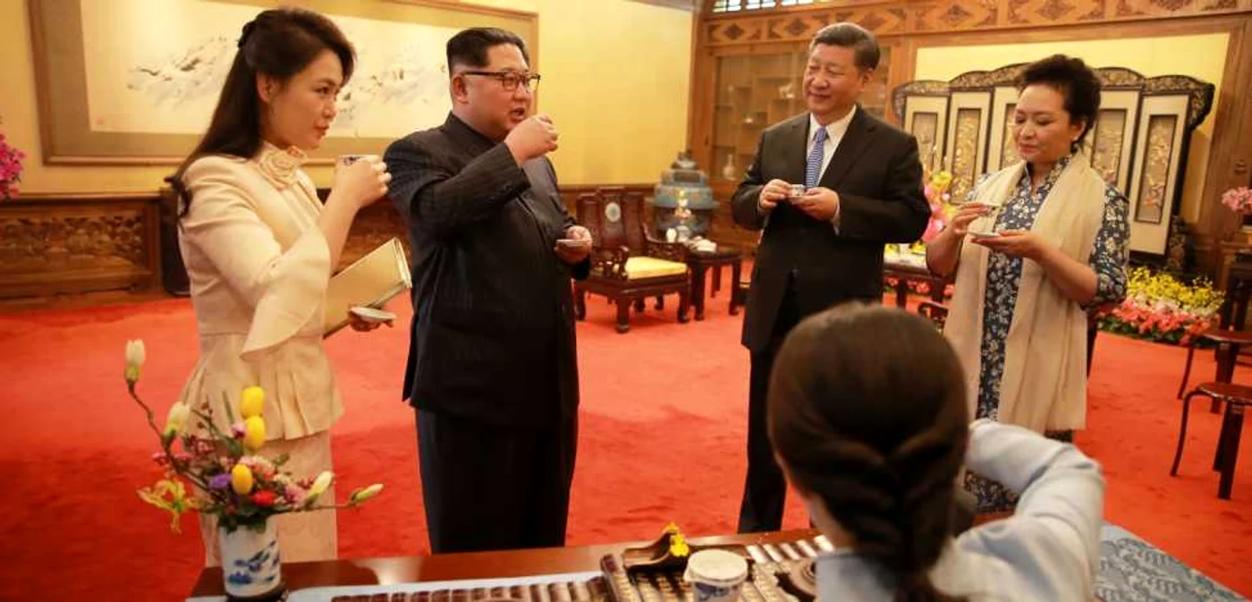 Imagini cu Kim Jong-un si soţia lui Ri Sol-ju FOTO EPA-EFE / KCNA