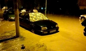 Petroșani, sub ape  (Foto: Inquam) jpeg