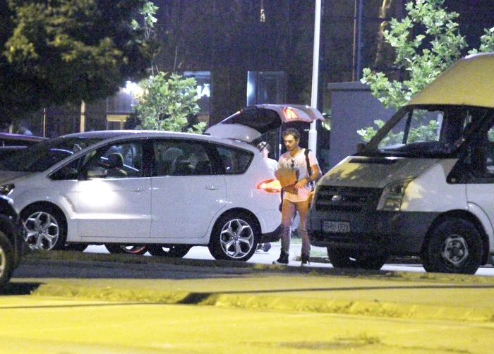 Marţi seara, prezentatorul a plecat de la Teatrul de Operetă „Ion Dacian”, unde se desfăşoară filmările pentru noul sezon al emisiunii “X Factor”