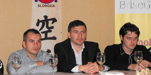 Ionuţ Atodiresei le-a explicat jurnaliştilor regulile de desfăşurare ale galei foto: A. Boştină