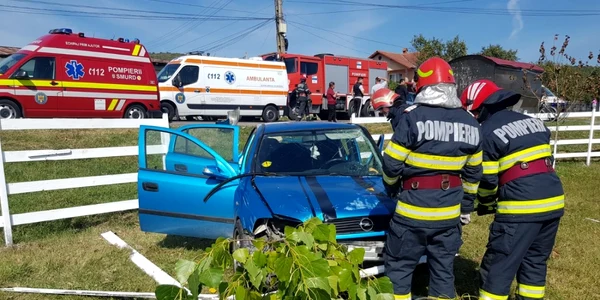 Accident rutier cu şapte victime printre care o copilă de 4 ani pe un drum din Vâlcea - la Mihăeşti Foto Adevărul