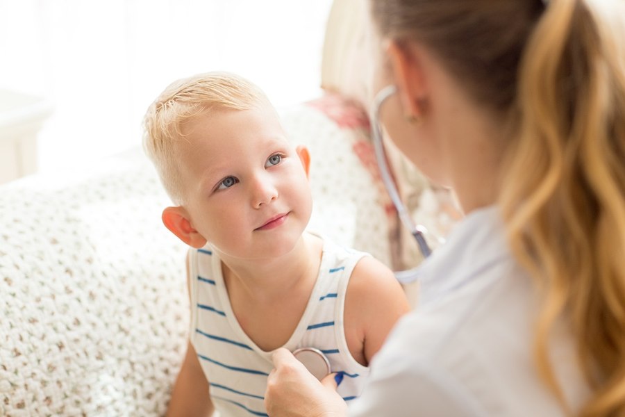 Pediatria modernă: sprijin real pentru părinții care caută informații corecte și medici dedicați