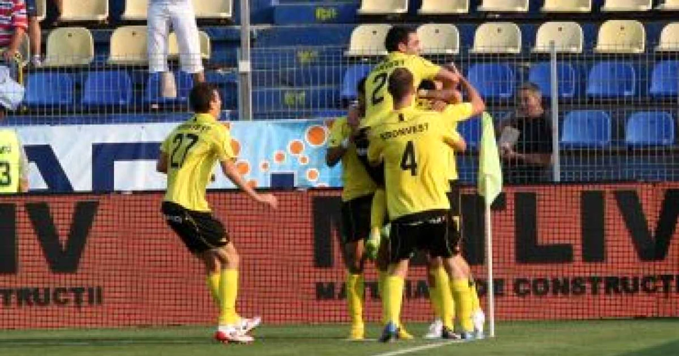 Braşov: FC Braşov - Ceahlăul, livetext pe www.adevarul.ro, de la ora 21.30