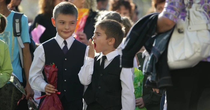 Elevii intră în vacanţa de Paşti