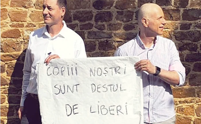 2019. Octav şi Bogdan, cu 30 de ani mai în vârstă