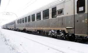 tren iarna viscol zapada cfr calatori foto shutterstock