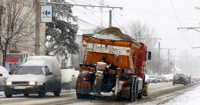 Firma de dezăpezire nu a fost iertată pentru că nu şi-a îndeplinit atribuţiile