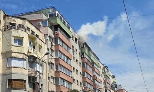 Incendiu puternic într-un apartament de pe Calea Moșilor, Sector 2 Buc FOTO Video ISU