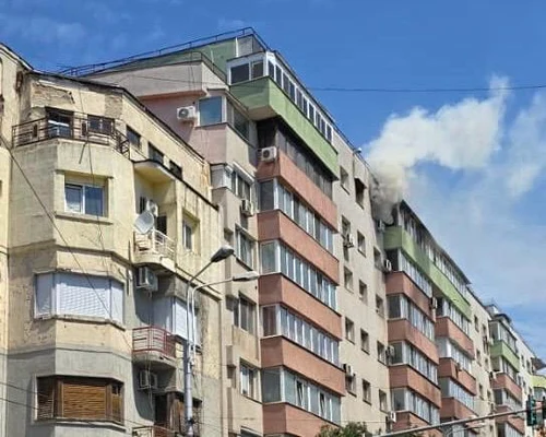 Incendiu puternic într-un apartament de pe Calea Moșilor, Sector 2 Buc FOTO Video ISU  