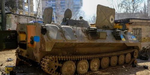 Atelier din Kiev unde sunt reconfigurate echipamente militare ruseşti FOTO CNN