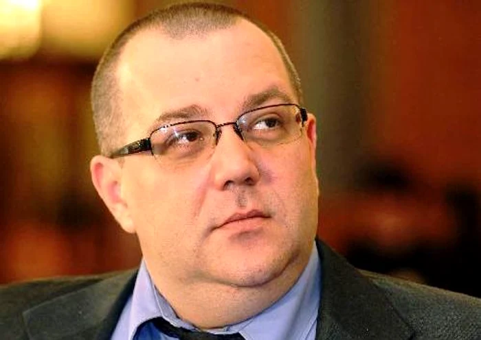 Andrei Bădin a evitat telefoanele colegilor şi ale altor jurnalişti începând de joiFOTO Facebook