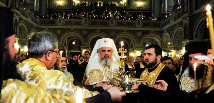 Patriarhul Daniel a condus slujba de parastas de la Catedrala Mitropolitană