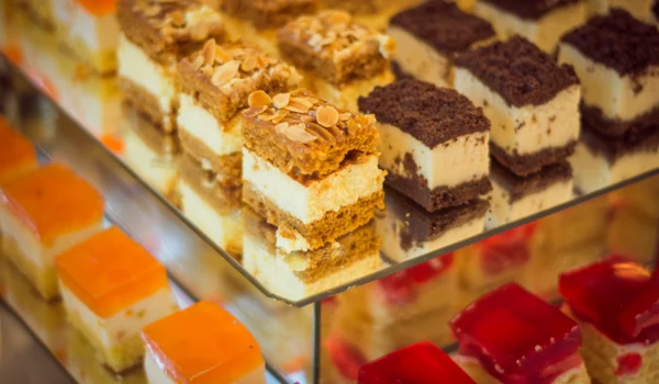 CLICKPENTRUFEMEI wojtek mich ZGj0 IjgXdo unsplash jpg