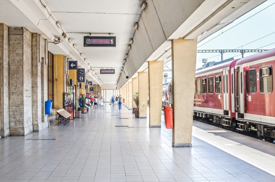 Femeie accidentată mortal de tren în staţia Ploieşti Sud. Anunțul Poliției