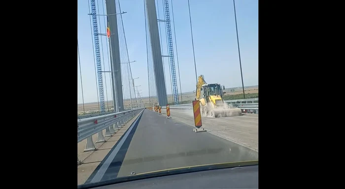 Reparații pe podul de la Brăila FOTO Captură video