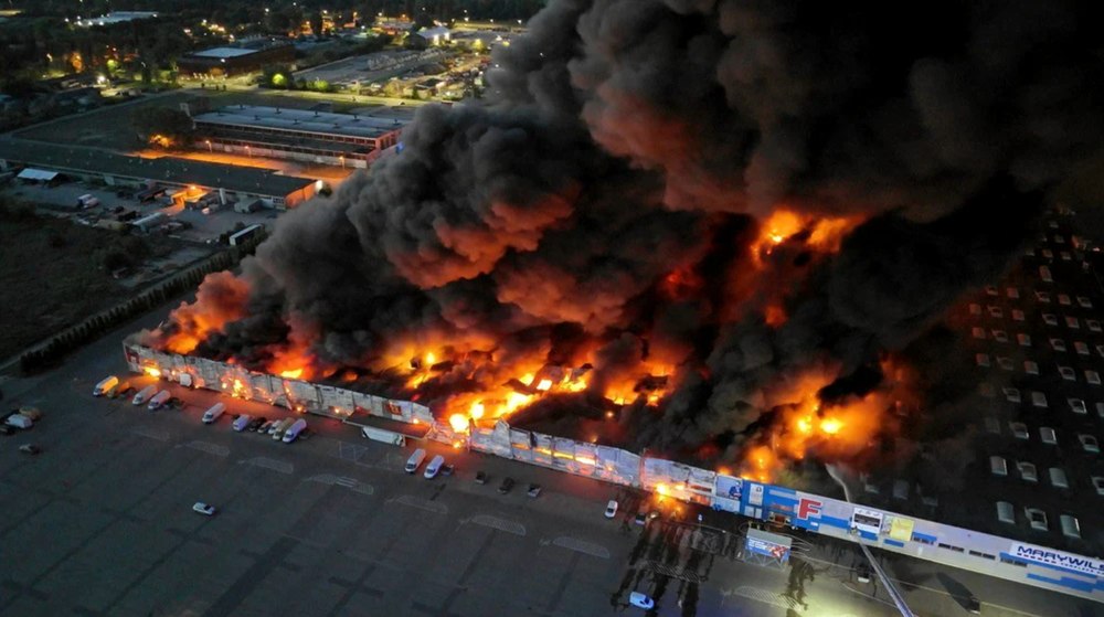 Adolescent ucrainean, plătit de Rusia să incendieze un magazin Ikea. „Bine ați venit în Al Treilea Război Mondial”