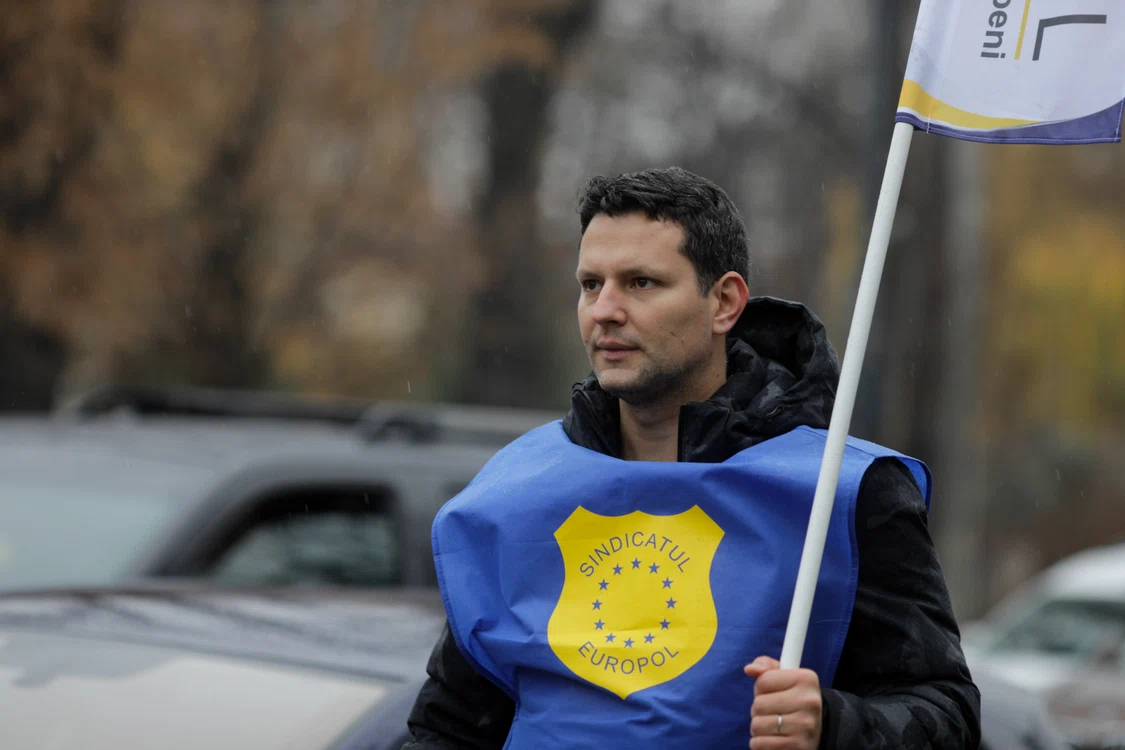 Cosmin Andreica, în timpul unui protest sindical din 2021