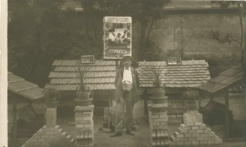 Expoziţie de materiale de construcţii organizată la Cluj, în perioada interbelică (© iMAGO Romaniae)