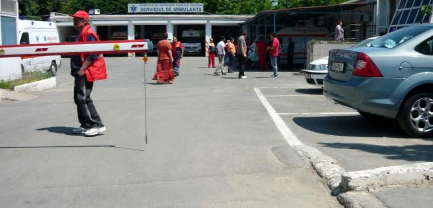 Mai mult de jumătate din şomerii care provin din sistemul de stat, daţi afară de la Serviciul Judeţean de Ambulanţă
