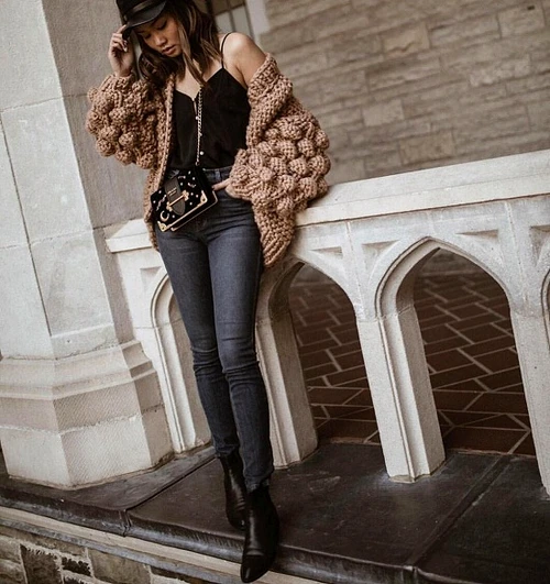 Fustany Fashion Style Ideas How to Dress Up Your Jeans for the Holidays 1 jpg jpeg
