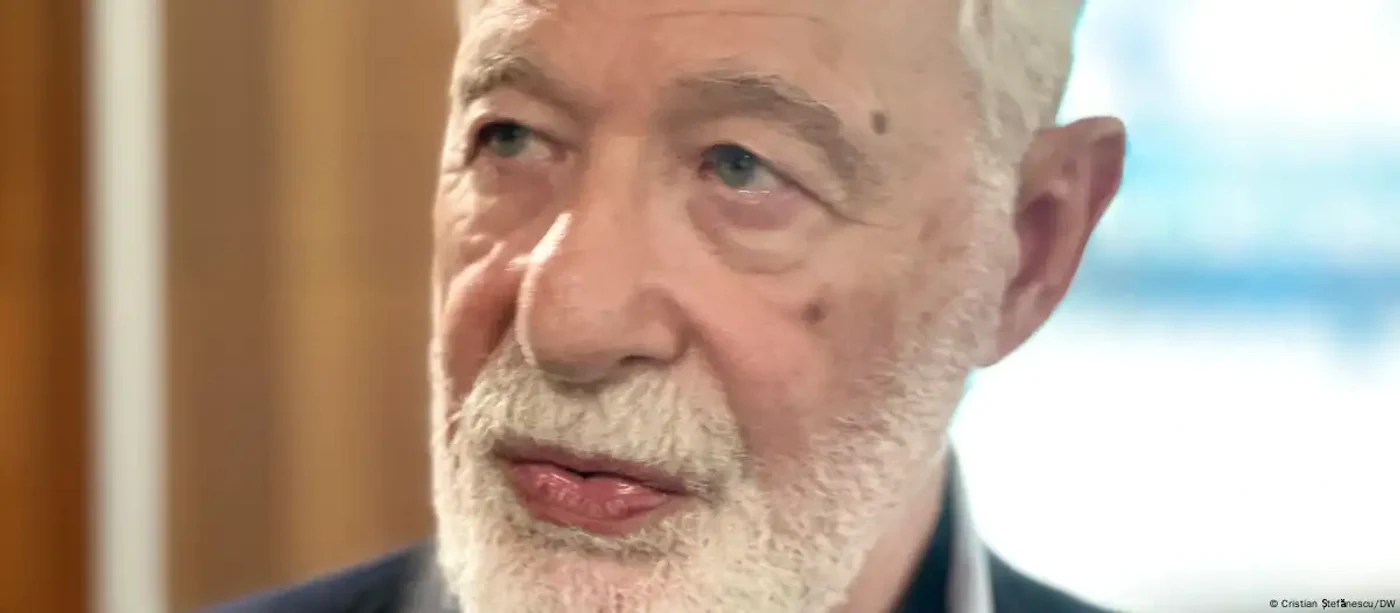 Peter Gross, expert mass media, profesor la Universitatea Iowa, originar din Timişoara