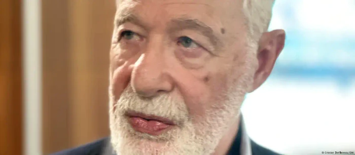 Peter Gross, expert mass media, profesor la Universitatea Iowa, originar din Timişoara