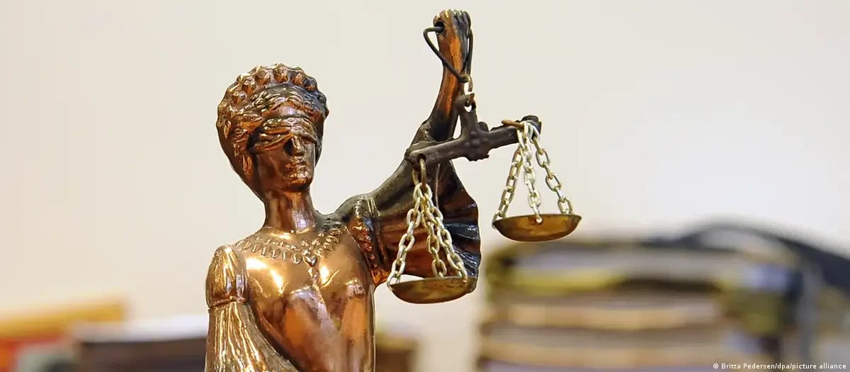 Magistrații ne fură țara