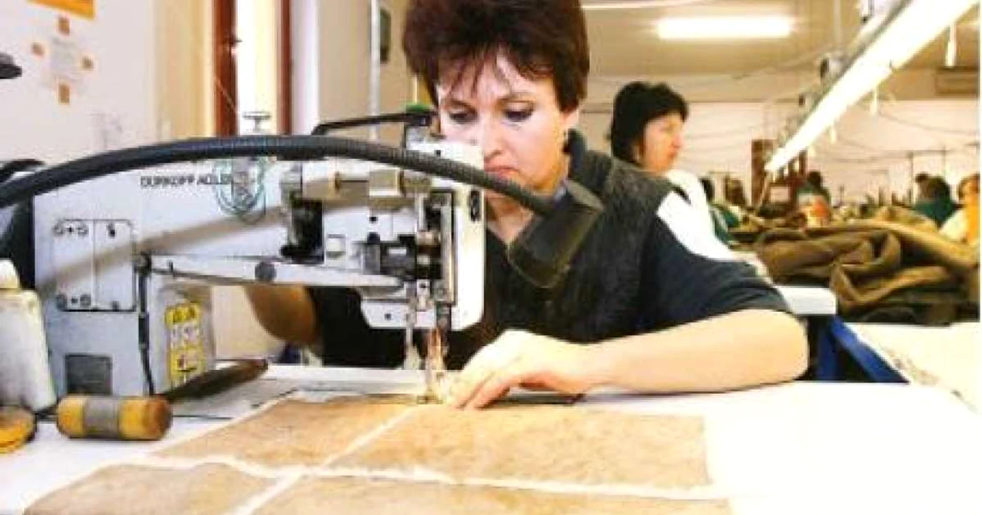 Cele mai multe posturi vacante sunt în domeniul confecţiilor