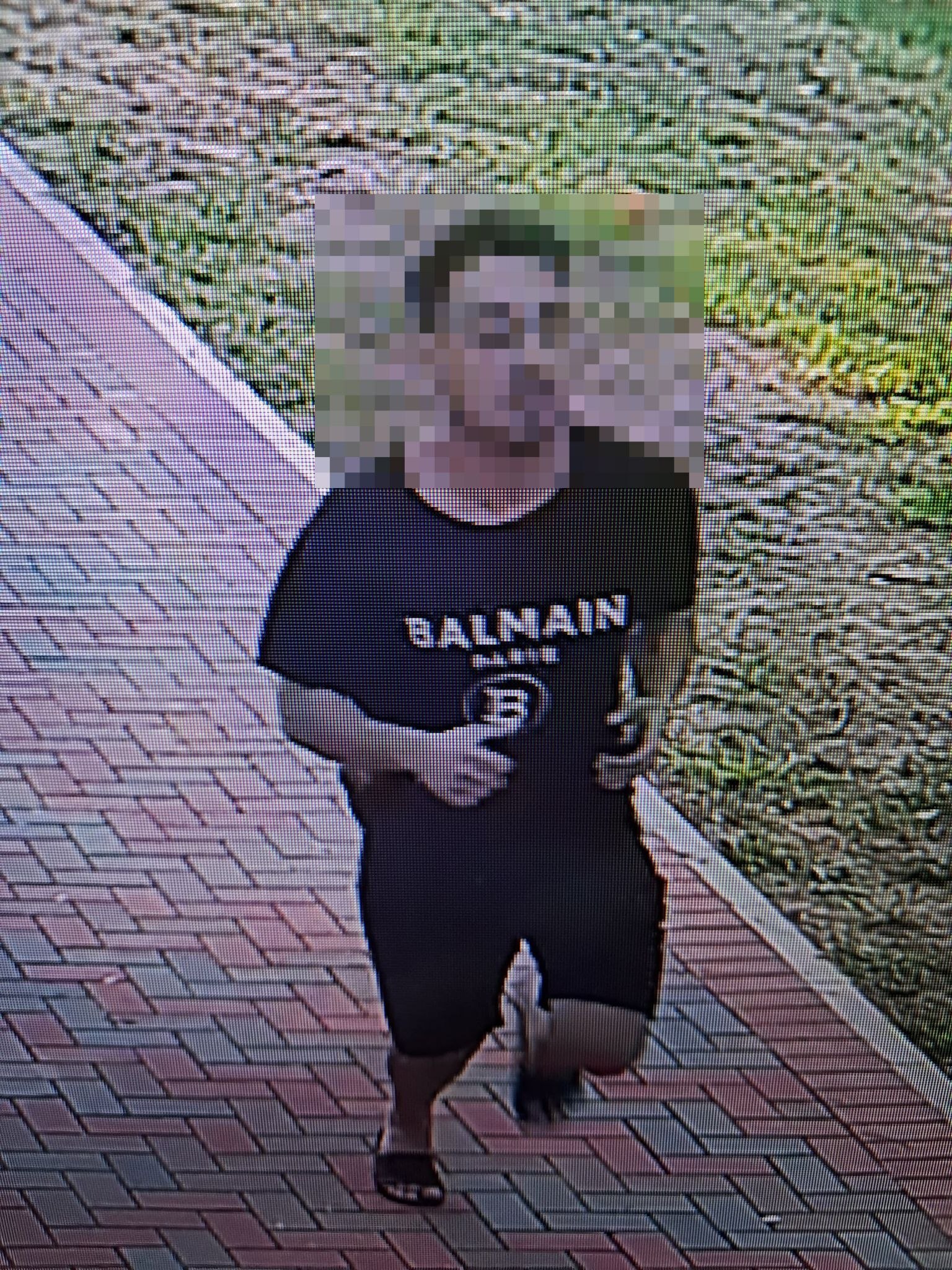 Polițiștii l-au găsit pe șoferul care a lovit doi copii și apoi a fugit. Un băiat de 8 ani a murit, iar o fetiță a rămas fără un picior Polițiștii l-au găsit pe șoferul care a lovit doi copii și apoi a fugit. Un băiat de 8 ani a murit, iar o fetiță a rămas fără un picior