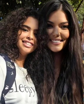 Paula Seling și fiica ei, Elena (11 ani) foto: Facebook 