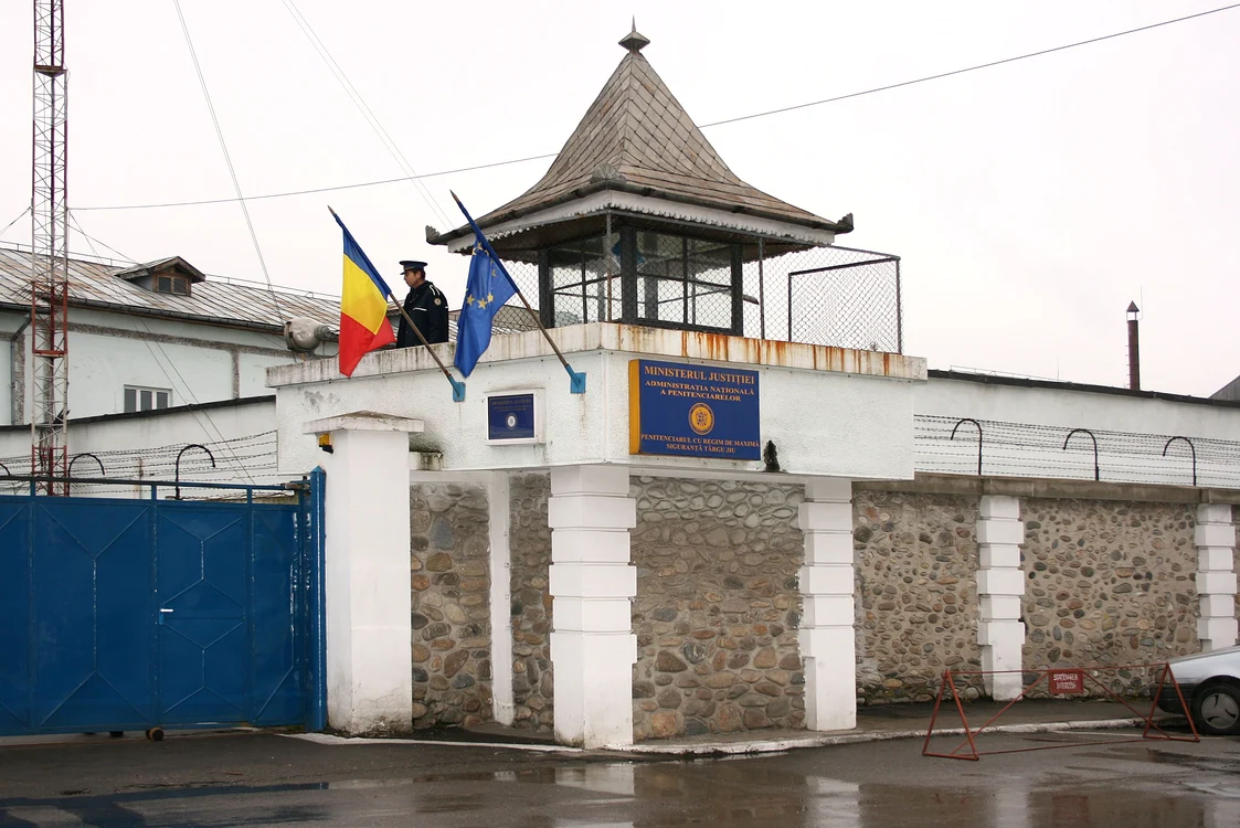 Numărul de paturi din celule a fost suplimentat