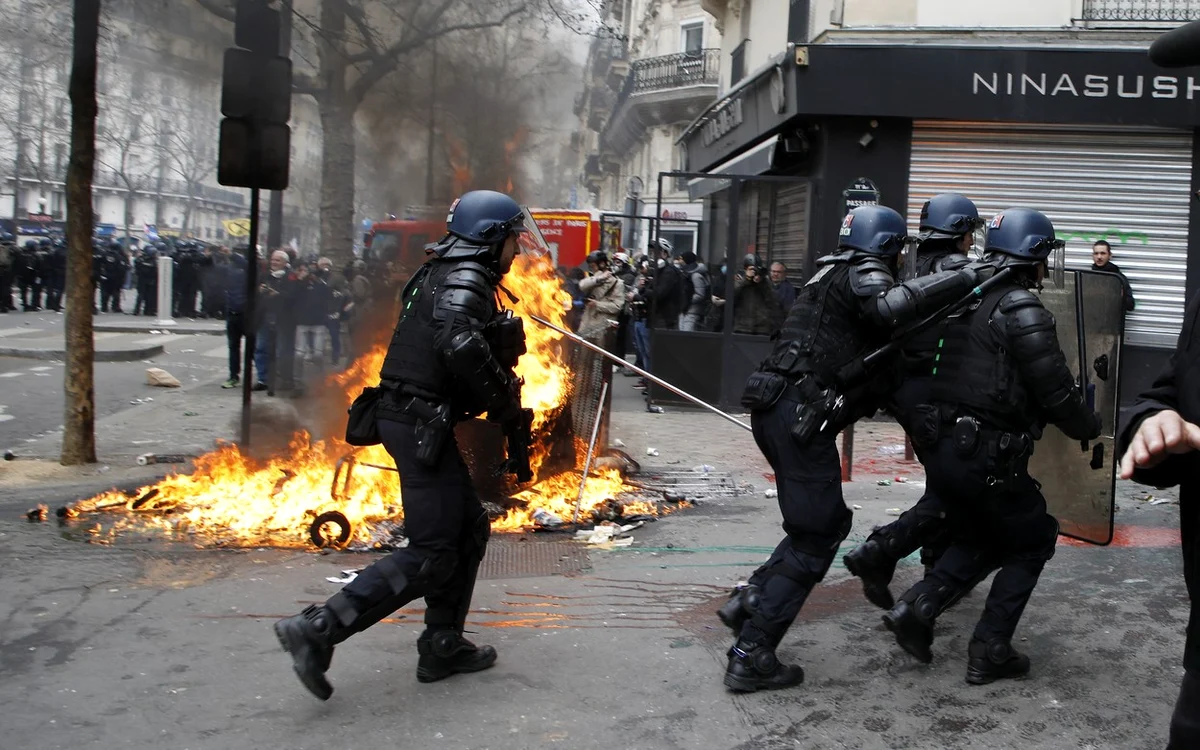 Proteste în Franța  