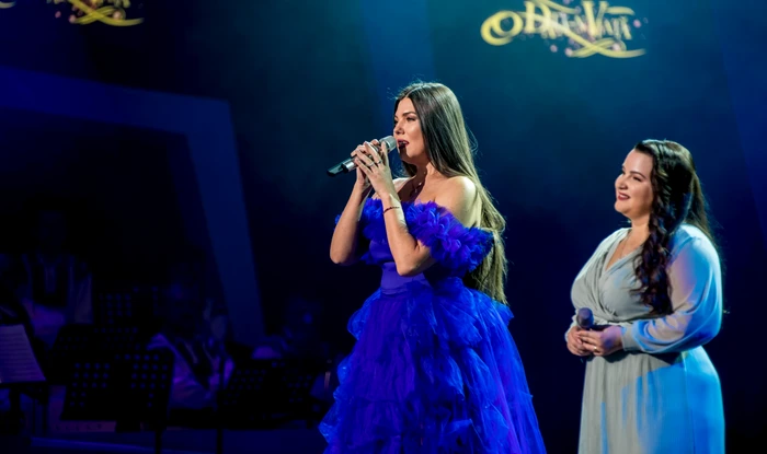 Paula Seling și Mădălina Mureşan, în platoul emisiunii „O dată-n viaţă“ 