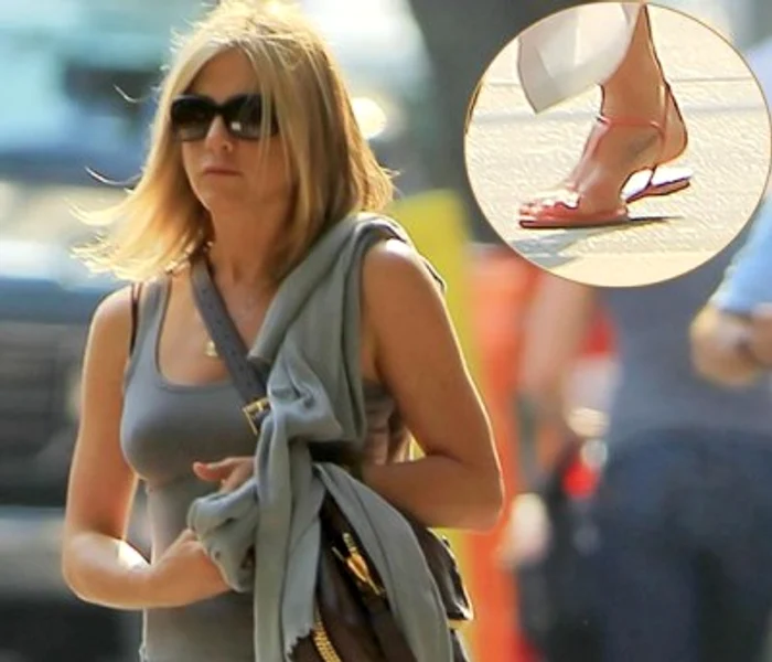 Tatuaje ascunse ale vedetelor jpeg