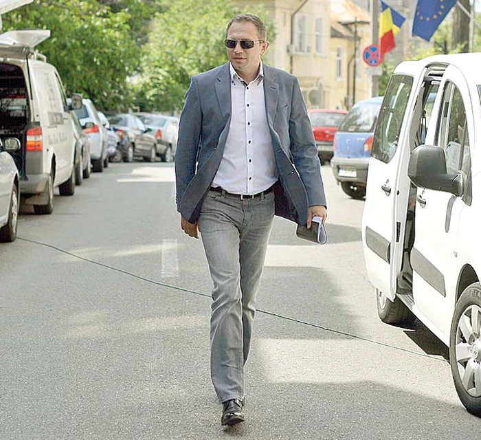 Afaceristul a ajuns marţi dimineaţă la DNA pentru a da explicaţii într-un nou dosar