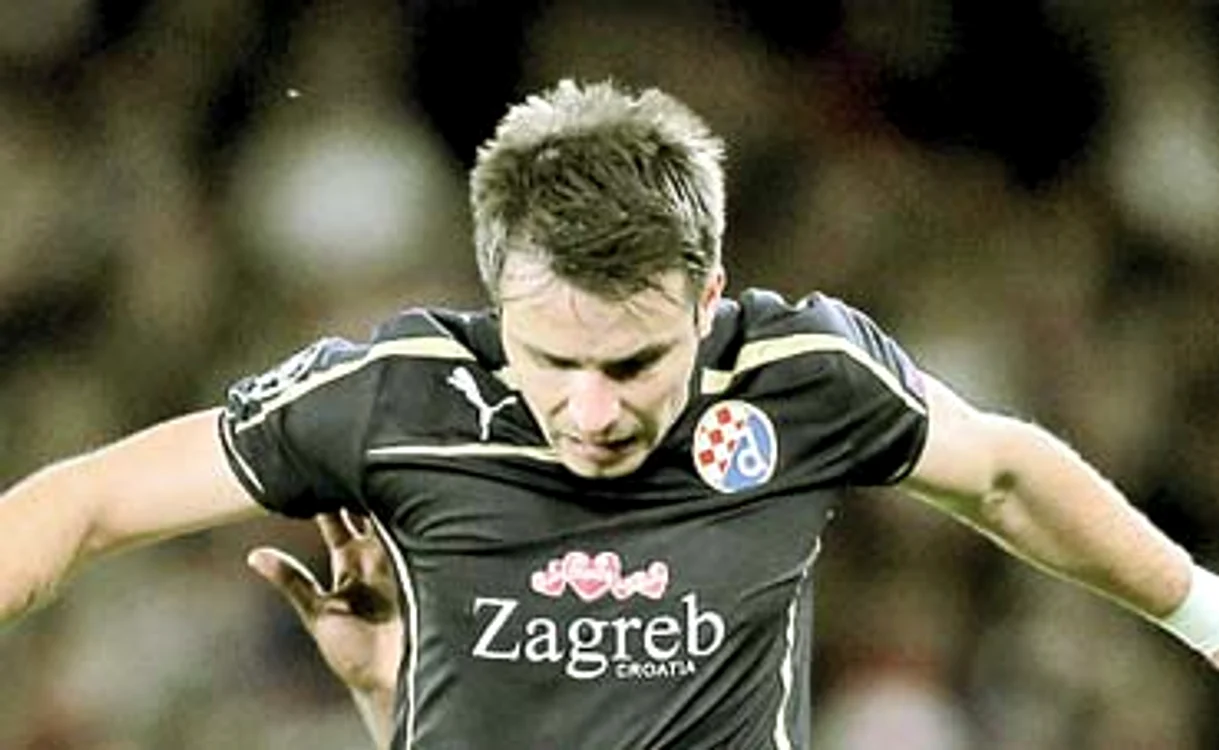 
    Alexandru Măţel  mai are contract cu  campioana Croaţiei  încă doi ani  