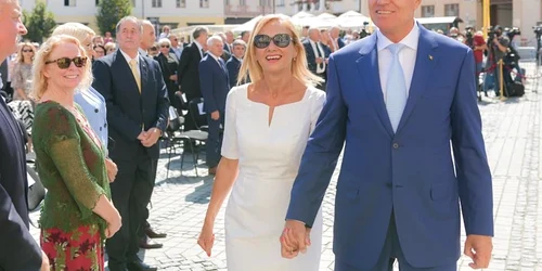 1 carmen iohannis prima aparitie septembrie 2021 la sibiu klaus iohannis 1 jpg jpeg