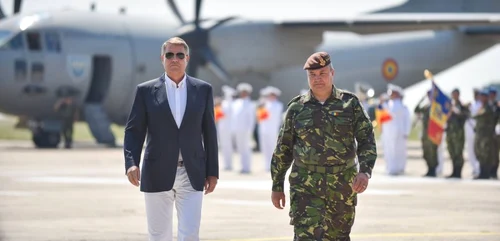 Iohannis la baza Mihail Kogalniceanu FOTO Facebook 