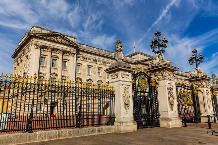  Palatul Buckingham Foto: Shuterstock