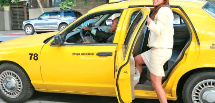 Femeile din Barcelona vor putea urca în taxi fără teama de hărţuire
